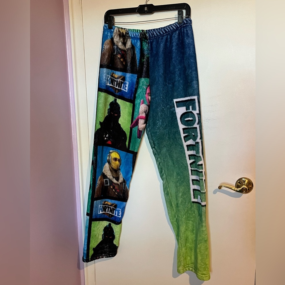 PENELOPE WILDBERRY FORTNITE PAJAMA PANTS